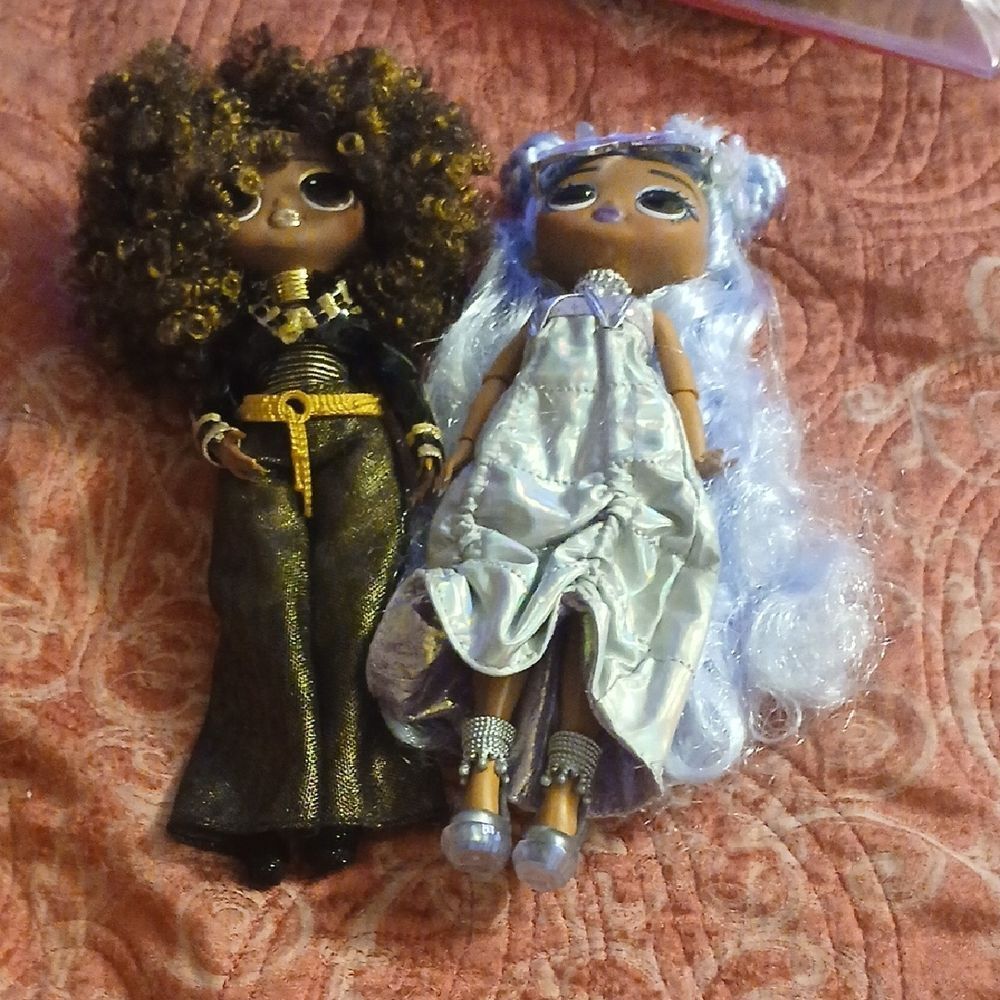 LOL Stylish Fashion Dolls with Curly Hair